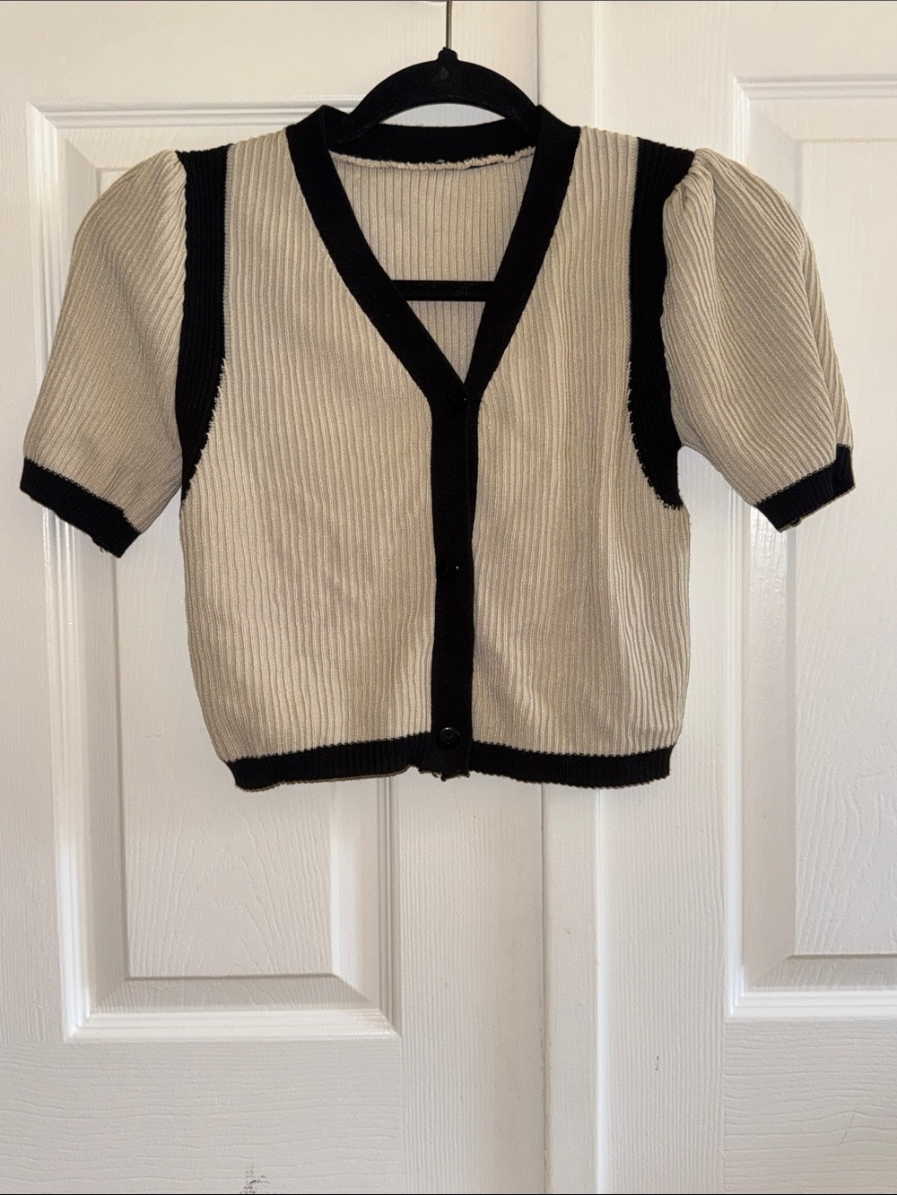 NWOT Cream Short Puff Sleeve Button Up Cardigan with Black Trim